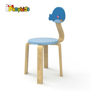 2018 New Original Design wooden kids table and 2 chairs for dinning W08G244