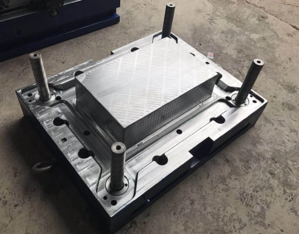 All Plastic Product&#x27;s Mould Pallet Garbage Bin Mould Crate Plastic