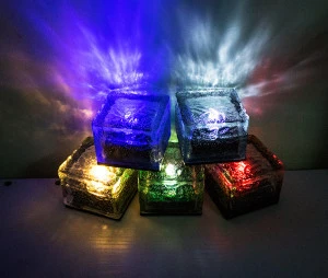 Garden waterproof ice brick led cube rocks Solar power outdoor decoration light