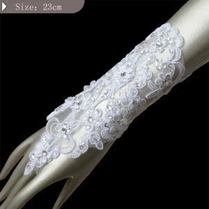 GN0028 Lace Bridal Gloves with Sequins and Beads Wedding Gloves Luvas de Noiva Fingerless