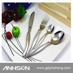 High grade attractive and durable design with wooden box 130 pcs flatware set