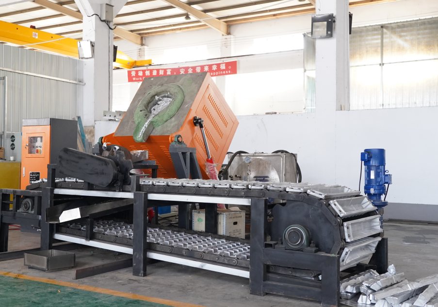 Buy Hongteng Aluminum Crucible Smelting Furnace Ingots Casting Machine ...