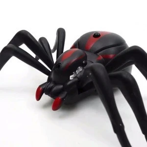 hot selling Solid Teaching Toy Animal Remote controlled animal RC spider tricky toy with light