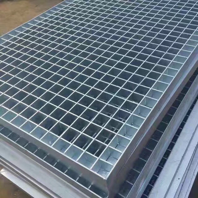 Metal Building Materials Galvanized Steel Grating For Chemical Plant Overhaul Platform