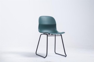 Modern Design PP Plastic Dining Leisure Chair Steel Iron Painting Legs