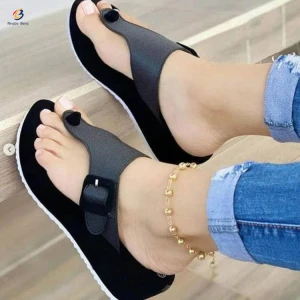 New arrival flip flops wholesale platform slippers beach slippers for women wedge shoes