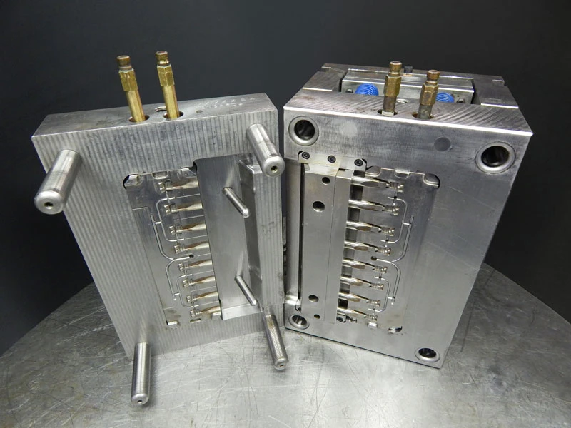 Plastic injection mold / Plastic mould / injection molding production