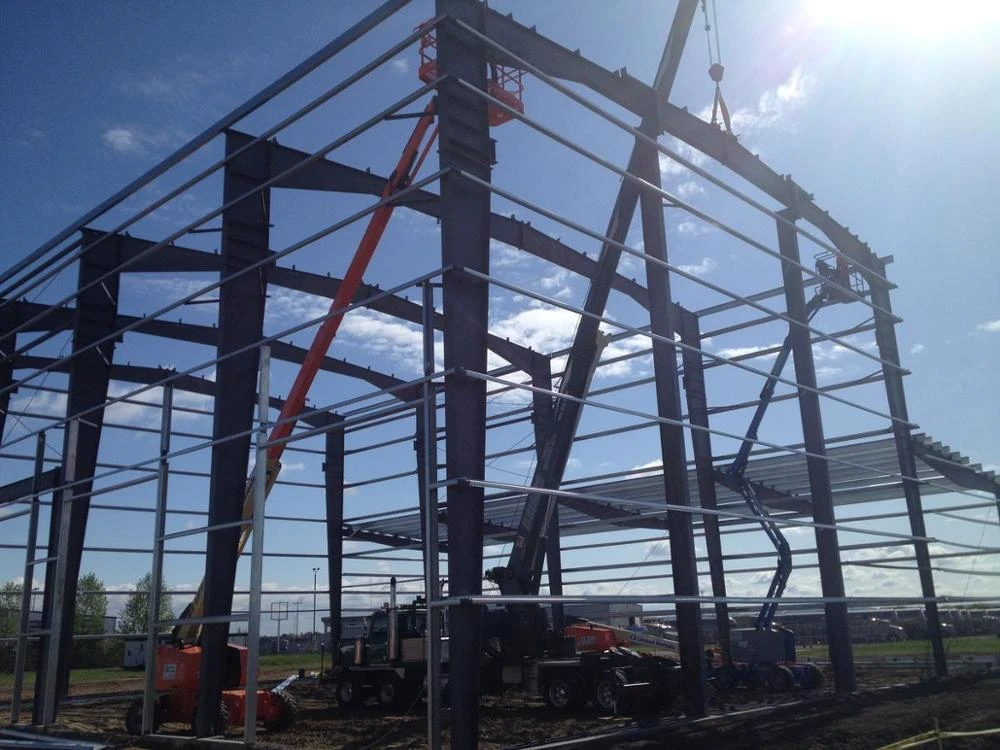 Prefabricated building Commercial metal frame warehouse in steel structure