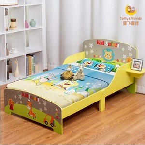 Toffy &amp; Friends BSCI Wooden Kids Toddler Bed in safari design