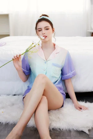 Dropping Shopping 2021 New Luxury Sexy Silk Satin 3 Piece Designer Pajama Sets