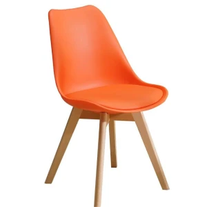 Dining Furniture Solid Back Side Chair Plastic Dining Chair Plastic Chair with Wooden Legs