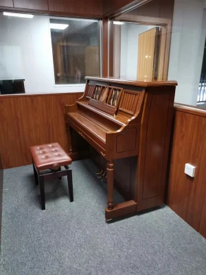Studio Piano Black Baby Vertical Piano Cheap Price, Ebony Polish Piano Hu-131e