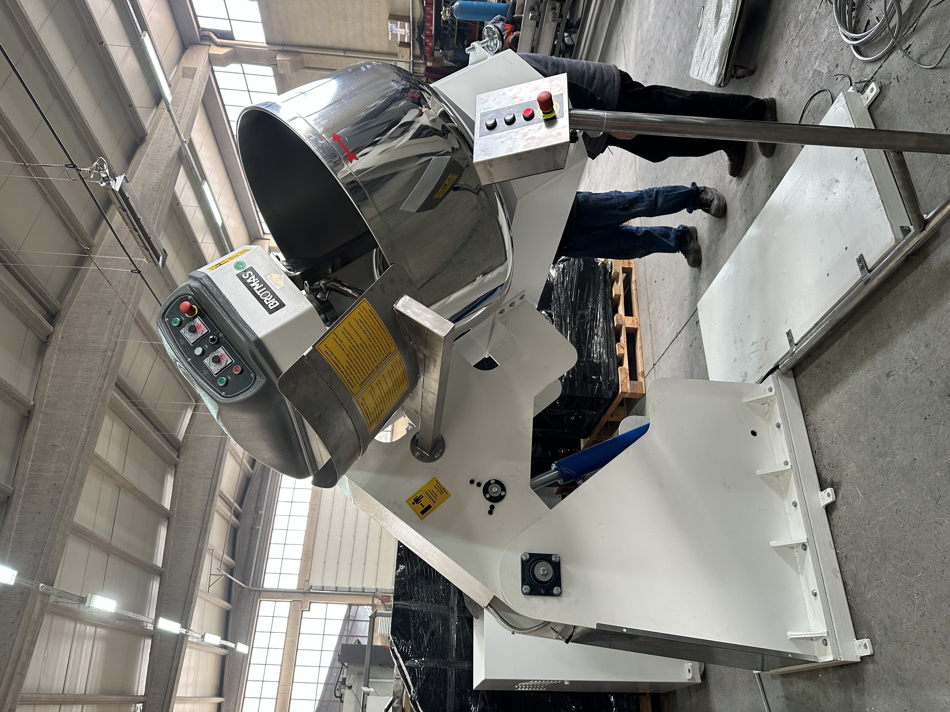 Lifeting Machine Buy Lifting And Tilting Machine from BROTMAS BAKERY MACHINES, Republic ...