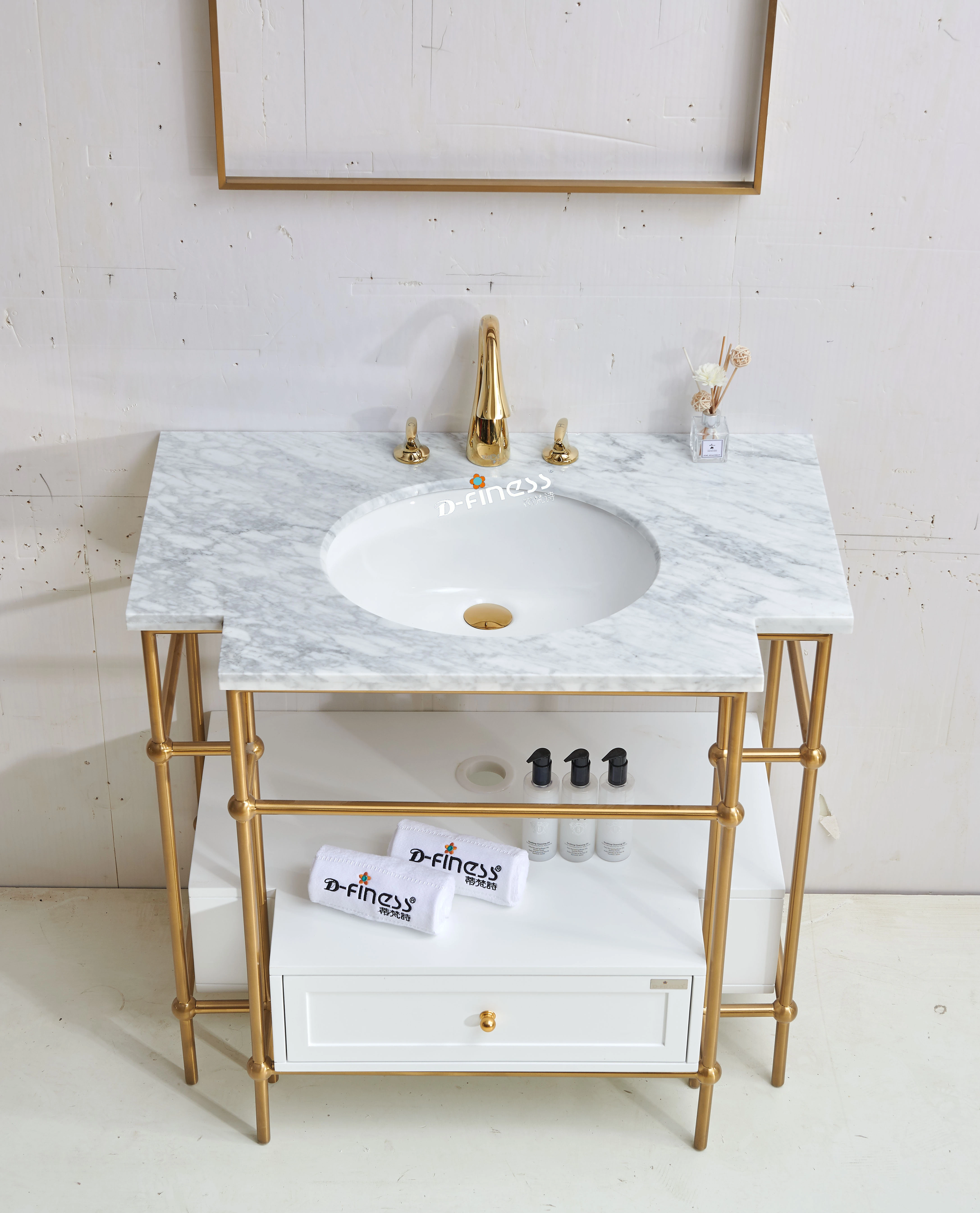 39" luxury style bathroom vanity unit mirror customized golden ss metal marble counter top sinks vanities