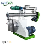 CE Certificate Ring Die Chicken Feed Pellet Mill Machine / Chicken Feed Pellet Processing Machine