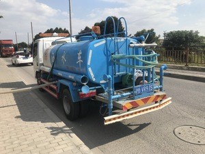 Dong FengChina famous brand chassis 4*2 water spray truck mini watering carts used 5000 liter water truck for sale+8618116482935