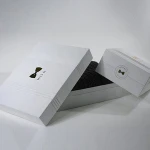 Free samples Wholesale gift paper packaging box custom Men's T-shirt gift box for sale