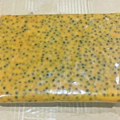 Frozen Passion Fruit With Seeds/Seedless/ Passion Fruit Pure