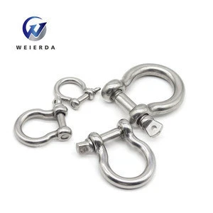 Horseshoe and D-shaped stainless steel shackles