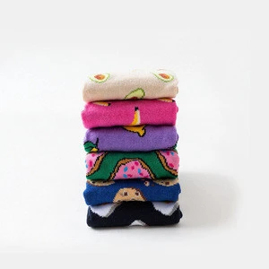 Hot sell design fashion and colorful cotton winter cute printed socks womens