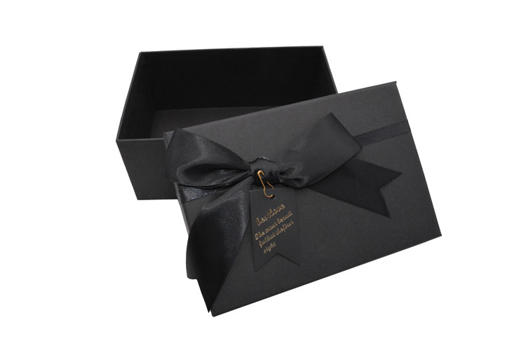 Buy Luxury White Wedding Packaging Box Custom Logo Cardboard Rigid ...