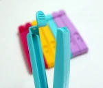 Plastic bag sealing clips