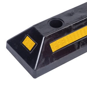 Rubber Curb Black Heavy Duty Parking Blocks Parking Target with Yellow Refective Stripes Wheel Stop Stoppers
