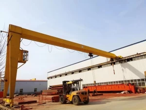Electric hoist semi-gantry crane
