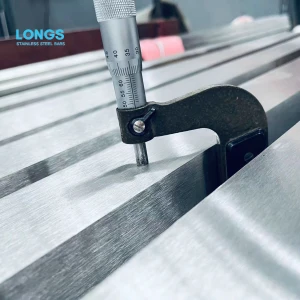 304L Stainless Steel Square Bar 1.4307 Polished Bright Surface
