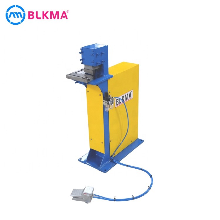 Air duct square corner angle shearing machine/pneumatic rectangular tube angle cutting machine from BLKMA factory