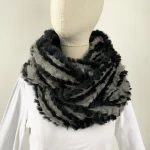 Custom High Quality Knitted Snood With Real Fur Trimmed Womens Rabbit Fur Scarf