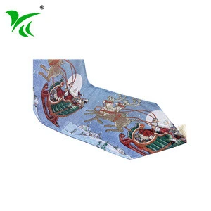 Factory Price Decorative Beautiful pretty tapestry christmas table runner