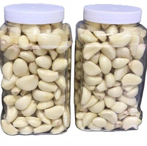 Fresh Natural Garlic, Fresh Peeled Garlic Preserved in Jar Packing