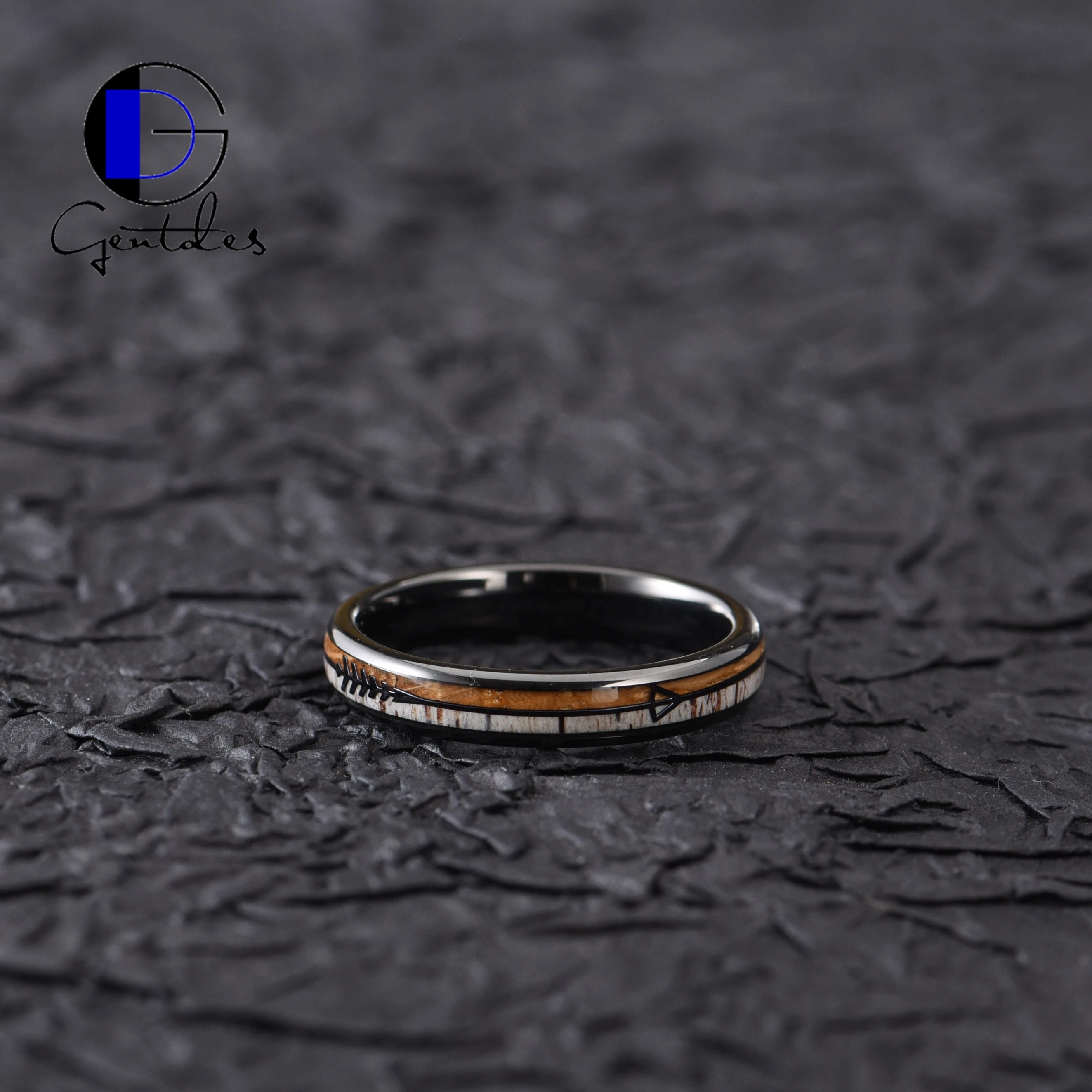 Gentdes Jewelry Antler Whisky Barrel Wood Inlay Black Ceramic Ring