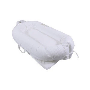 OEM available new born baby sleeping bed pods baby nest bed sleeper
