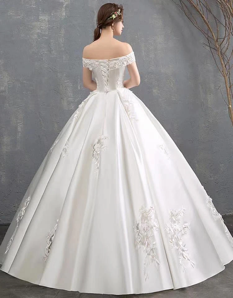 off shoulder wedding gown applique lace wedding dress with long veil