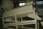 Plastic recycling machine
