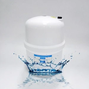 reverse osmosis 3.2G plastic water storage tank  booster pump external 24V water RO pump plastic tank