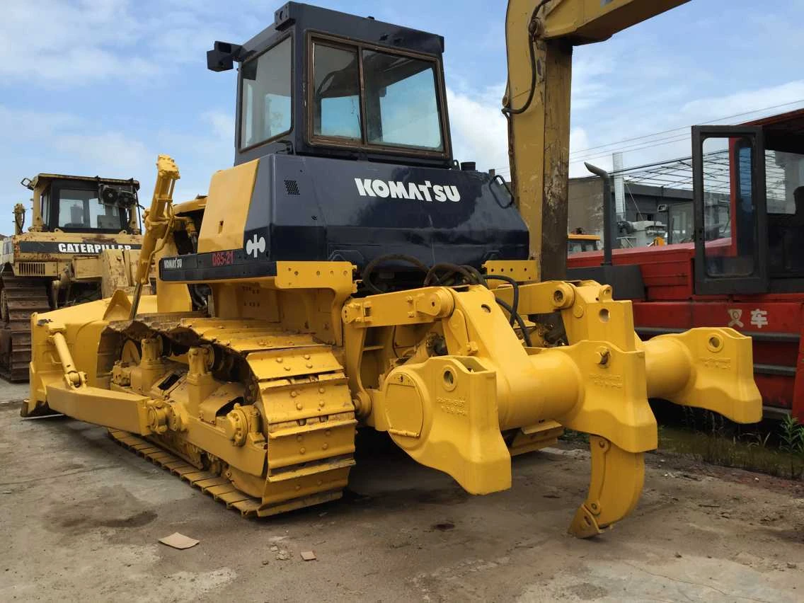Used and high quality komats bulldozer D85-21 in good price