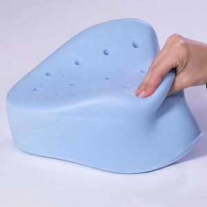 Wholesale Healthy Design Memory Foam Filling Comfort Contour Orthopedic Knee Pillow Leg Rest Pillow For Side Sleeper