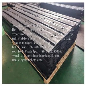 Elastomeric expansion joint for bridge