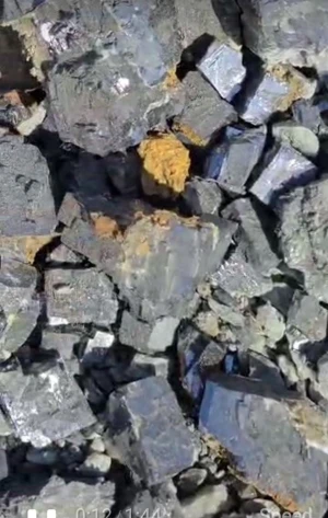 Lead ore 40%+