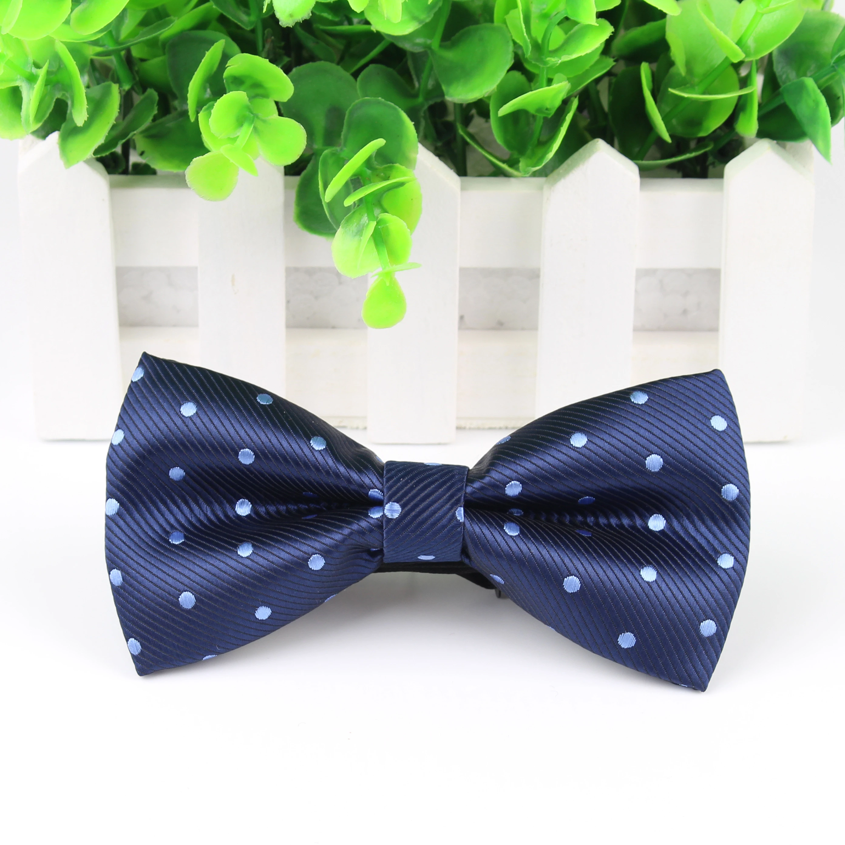 Fashion Bowties Groom Mens Plaid Painted Cravat For Men Dot Butterfly Gravata Designer Male Star Marriage Wedding Bow Ties