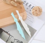 Flower Handle Folded Eyebrow Razor Trimmer