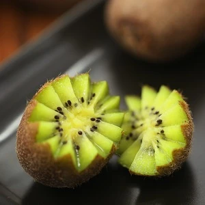 Fresh Kiwi fruits organic green kiwi