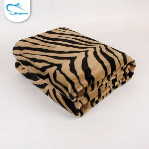 Hot sale cheap portable double size leopard print flannel material for baby blankets