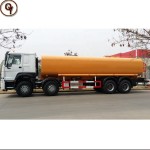 Howo 8x4 water diesel tanker trucks specifications for sale