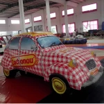 Red white square Inflatable cool smiling racing cars inflatable model for advitisement and amusement