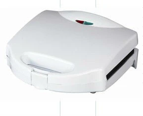 sandwich maker with changeable plate