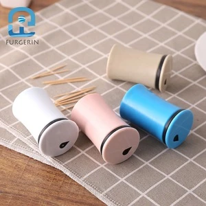 Toothpick Holder Portable Plastic Toothpick Box Container Tooth Pick Seasoning Bottle Storage Toothpicks Holder For Daily Life